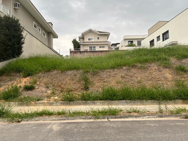 Terreno com 497m², à venda, no bairro Condomínio Residencial Jaguary em São José dos Campos