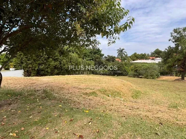 Terreno com 3000m², à venda, no bairro Parque Village Castelo em Itu