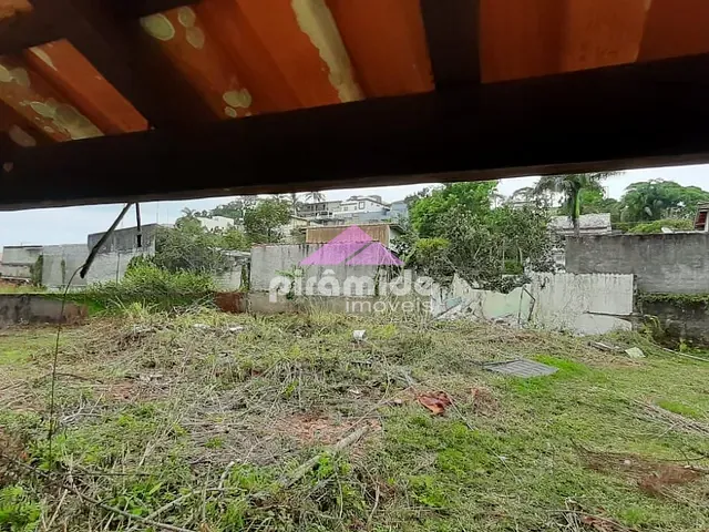 Terreno com 423m², à venda, no bairro Massaguaçu em Caraguatatuba