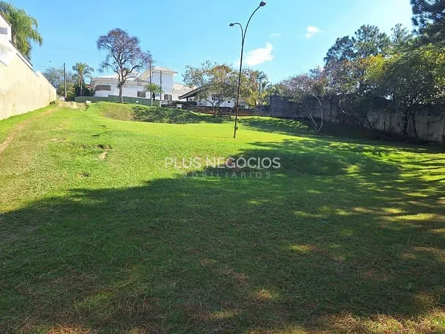 Terreno com 936m², à venda, no bairro Rancho Dirce em Sorocaba