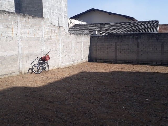 Terreno com 303m², à venda, no bairro Vila Olímpia em Taubaté