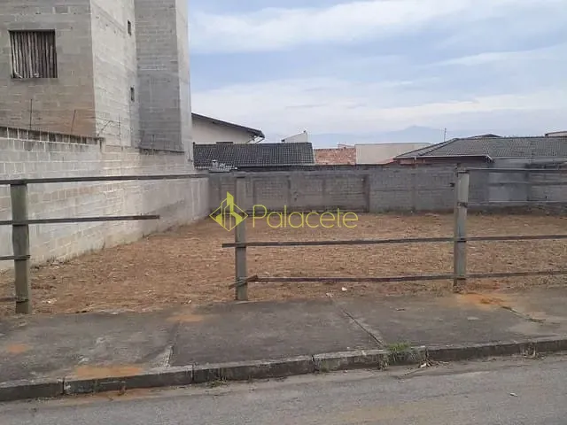 Terreno com 303m², à venda, no bairro Vila Olímpia em Taubaté