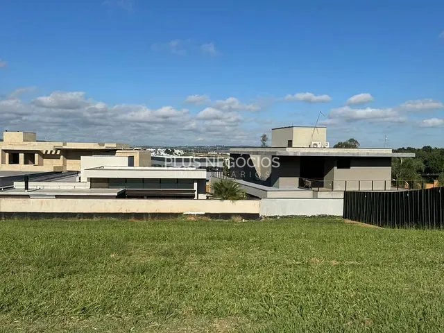 Terreno com 458m², à venda, no bairro Alphaville Nova Esplanada em Votorantim