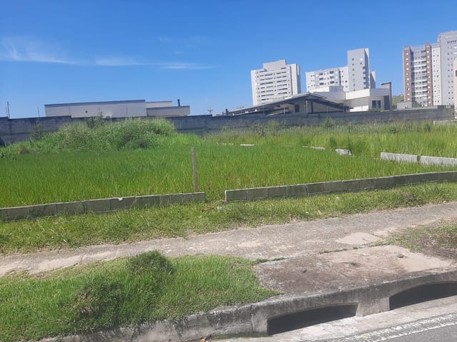 Terreno com 600m², à venda, no bairro Colinas do Paratehy em São José dos Campos