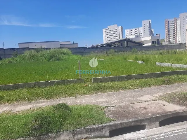 Terreno com 600m², à venda, no bairro Colinas do Paratehy em São José dos Campos