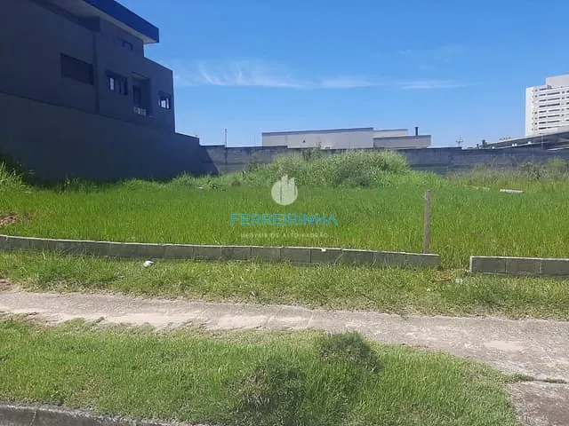 Terreno com 600m², à venda, no bairro Colinas do Paratehy em São José dos Campos