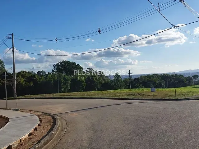 Terreno com 1089m², à venda, no bairro Caputera em Sorocaba