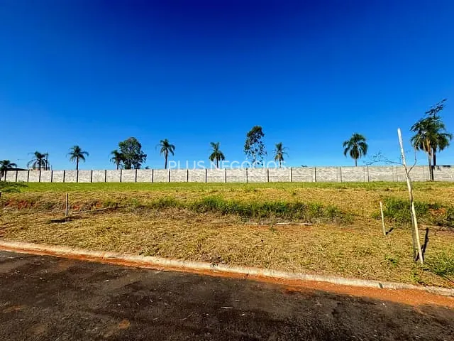Terreno com 324m², à venda, no bairro Vila La Brunetti em Itapetininga
