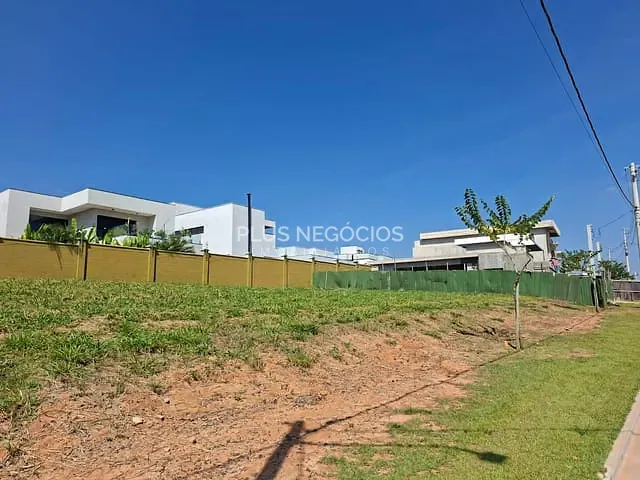 Terreno com 400m², à venda, no bairro Alphaville Nova Esplanada em Votorantim