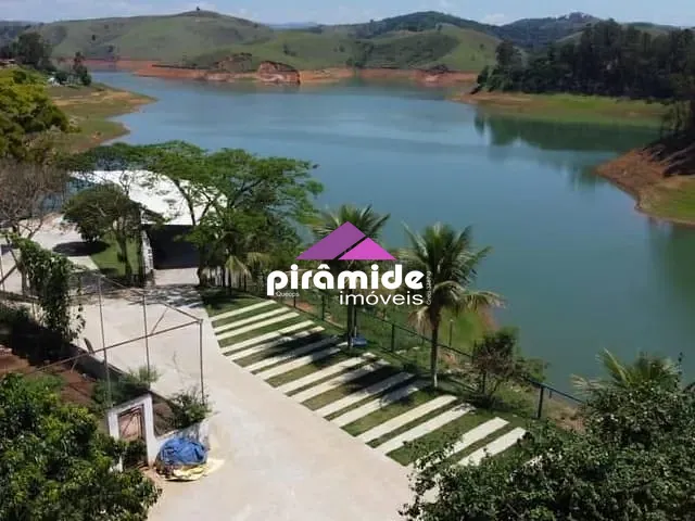Terreno com 56000m², à venda, no bairro Freitas em São José dos Campos