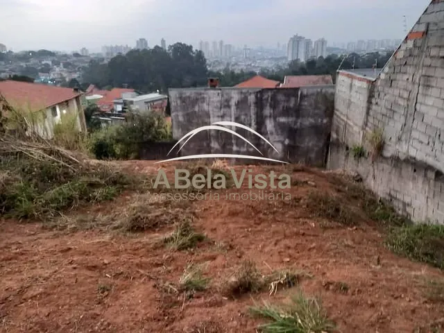 Terreno à venda, no bairro Jardim Boa Vista (Zona Oeste) em São Paulo