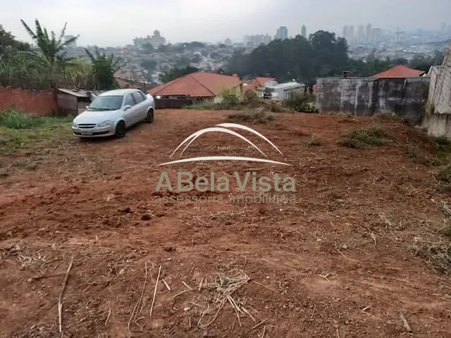 Terreno à venda, no bairro Jardim Boa Vista (Zona Oeste) em São Paulo