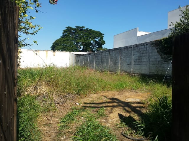 Terreno com 307m², à venda, no bairro Centro em Pindamonhangaba