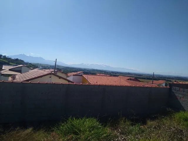 Terreno com 360m², à venda, no bairro COOPEMI em Guaratinguetá