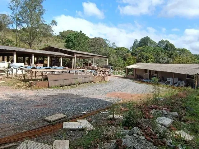 Terreno com 30000m², à venda, no bairro Altos da Liberdade em Piedade