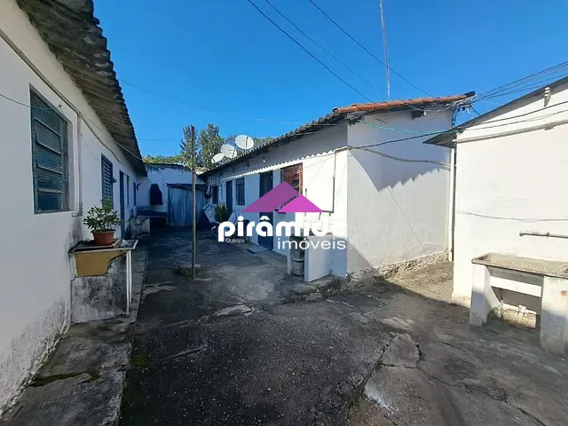 Terreno com 821m², à venda, no bairro Vila Pinheiro em Jacareí