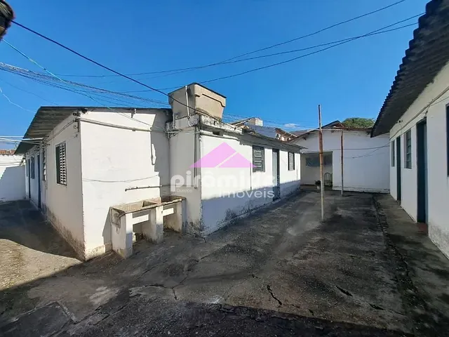 Terreno com 821m², à venda, no bairro Vila Pinheiro em Jacareí