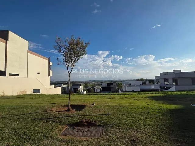 Terreno com 450m², à venda, no bairro Alphaville Nova Esplanada em Votorantim