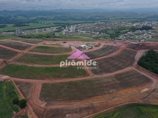 Terreno com 330m², à venda, no bairro Urbanova em São José dos Campos