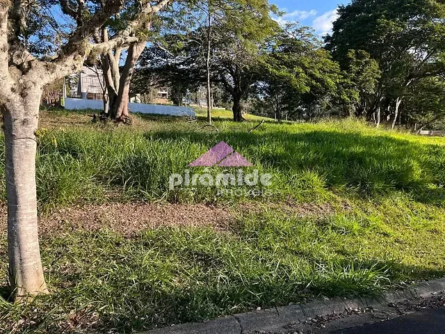 Terreno com 1000m², à venda, no bairro Jambeiro em Jambeiro