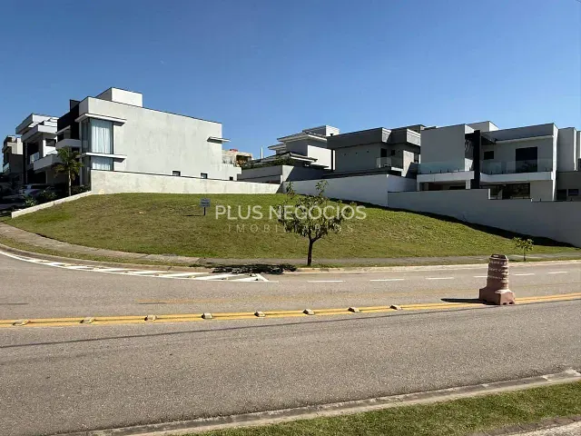 Terreno com 536m², à venda, no bairro Green Valley em Votorantim