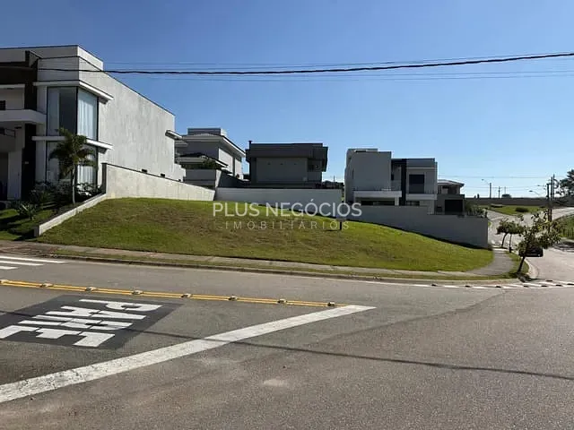 Terreno com 536m², à venda, no bairro Green Valley em Votorantim