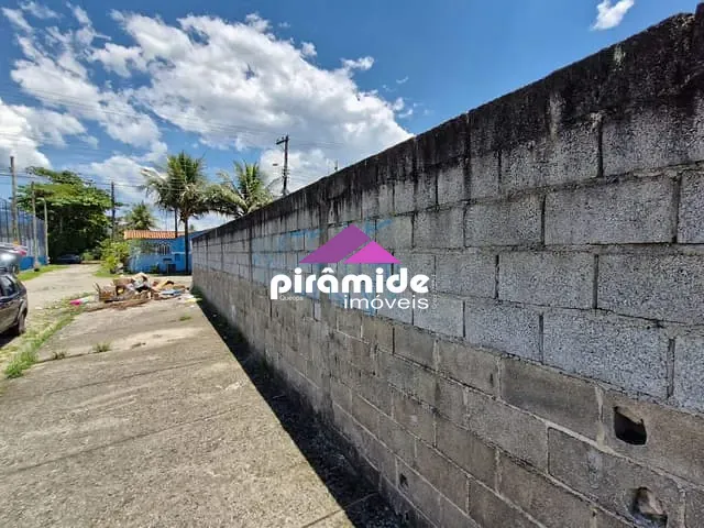 Terreno com 324m², à venda, no bairro Porto Novo em Caraguatatuba