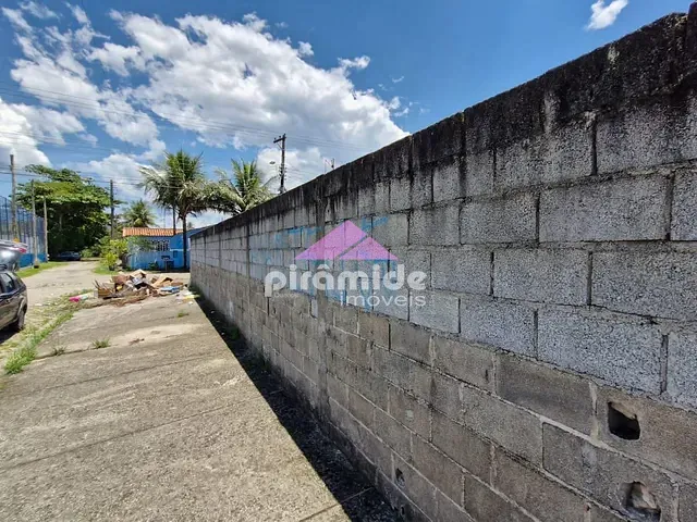 Terreno com 324m², à venda, no bairro Porto Novo em Caraguatatuba