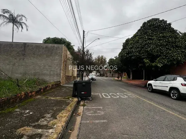 Terreno com 360m², à venda, no bairro Jardim Pagliato em Sorocaba