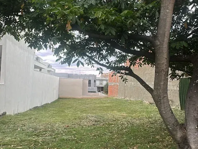 Terreno com 300m², à venda, no bairro Brigadeiro Tobias em Sorocaba