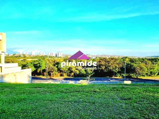Terreno com 714m², à venda, no bairro Urbanova em São José dos Campos