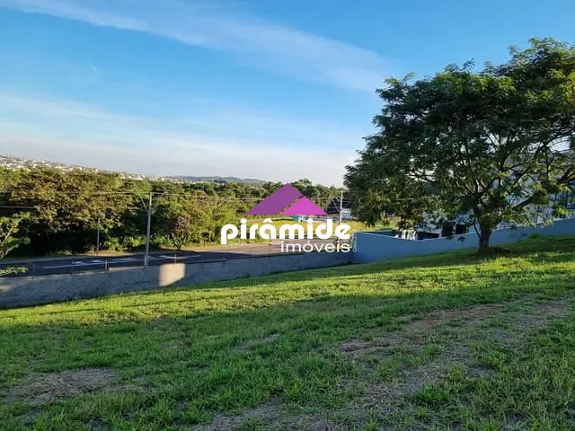 Terreno com 714m², à venda, no bairro Urbanova em São José dos Campos