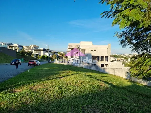 Terreno com 714m², à venda, no bairro Urbanova em São José dos Campos
