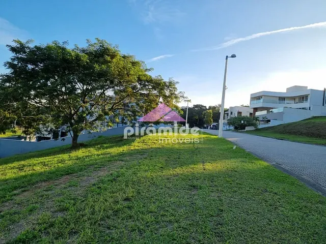 Terreno com 714m², à venda, no bairro Urbanova em São José dos Campos