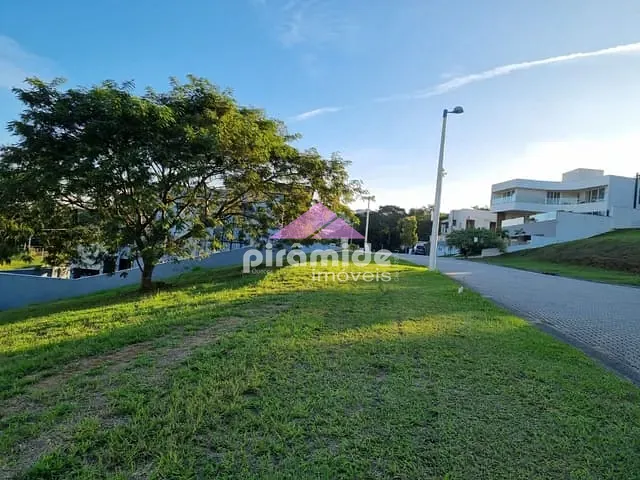 Terreno com 714m², à venda, no bairro Urbanova em São José dos Campos