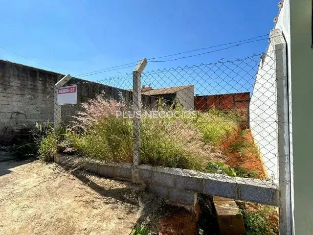 Terreno com 200m², à venda, no bairro Jardim Flora em Araçoiaba da Serra