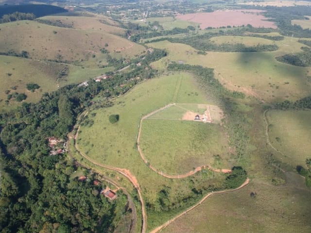 Terreno com 24000m², à venda, no bairro Piracuama em Pindamonhangaba
