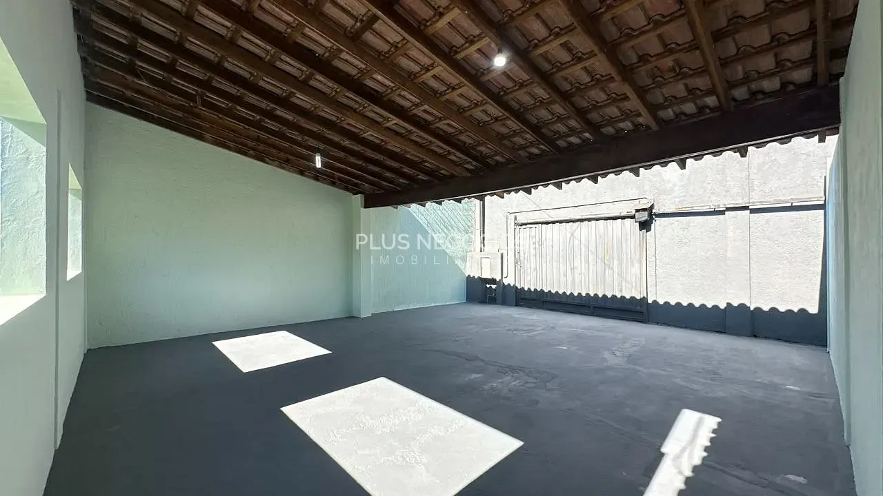 Casa, 1 quarto, 180 m² - Foto 1