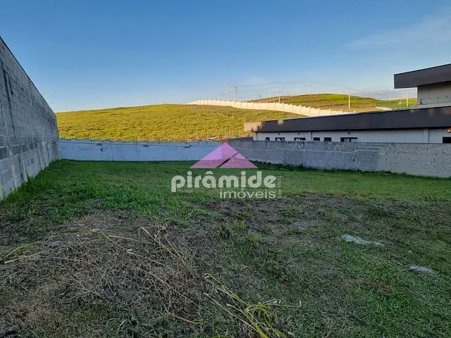 Terreno com 900m², à venda, no bairro Urbanova em São José dos Campos