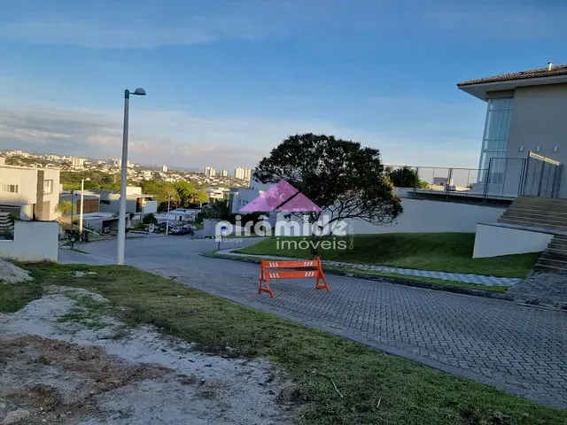 Terreno com 900m², à venda, no bairro Urbanova em São José dos Campos