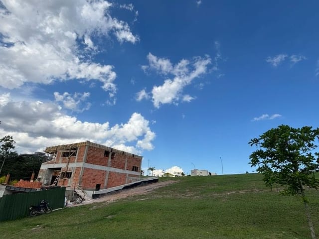 Terreno com 548m², à venda, no bairro Condomínio Residencial Alphaville em São José dos Campos