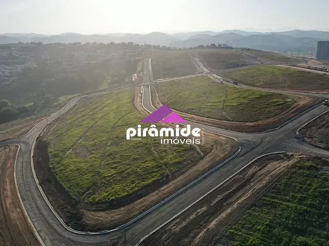 Terreno com 331m², à venda, no bairro Urbanova em São José dos Campos