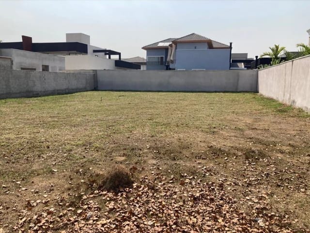 Terreno com 600m², à venda, no bairro Colinas do Paratehy em São José dos Campos