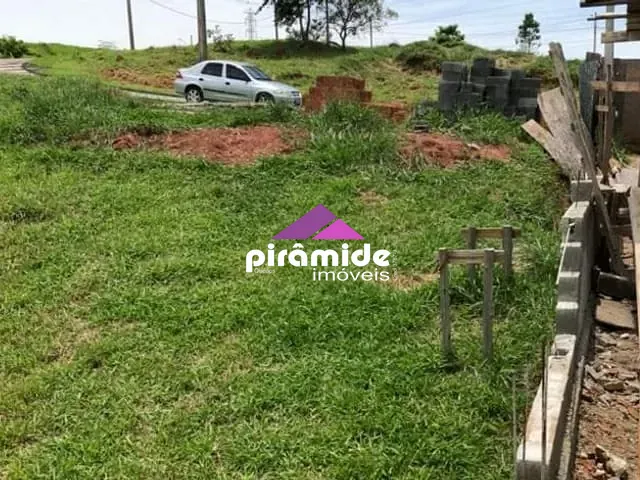 Terreno com 384m², à venda, no bairro Eugênio de Mello em São José dos Campos