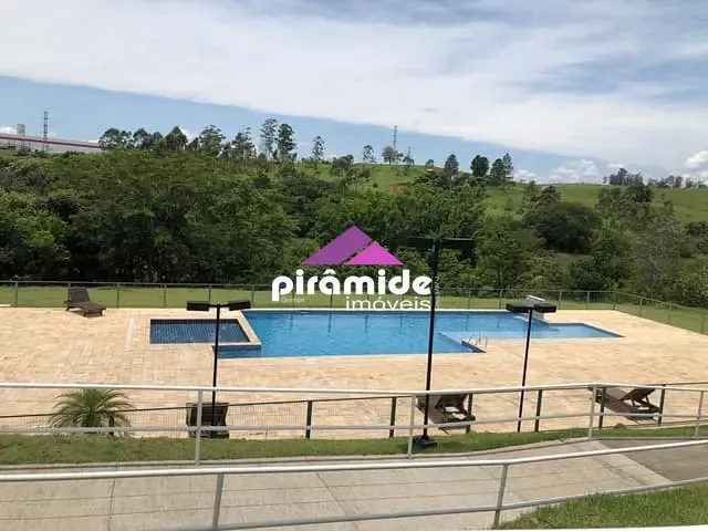 Terreno com 384m², à venda, no bairro Eugênio de Mello em São José dos Campos