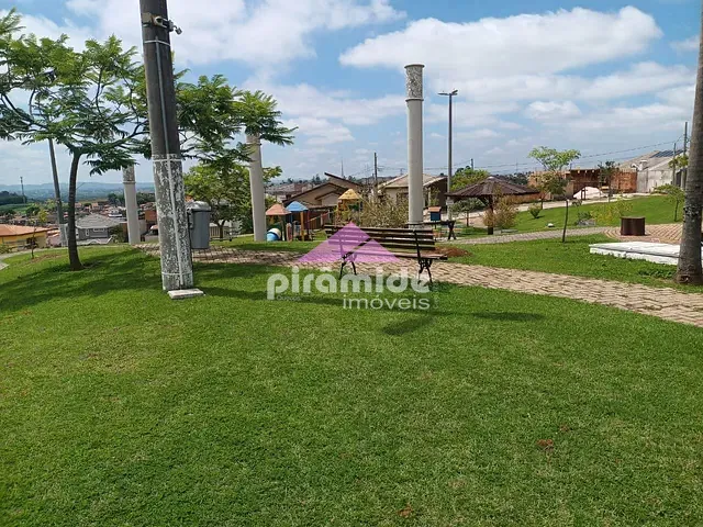 Terreno com 350m², à venda, no bairro Condomínio Residencial Mantiqueira em São José dos Campos