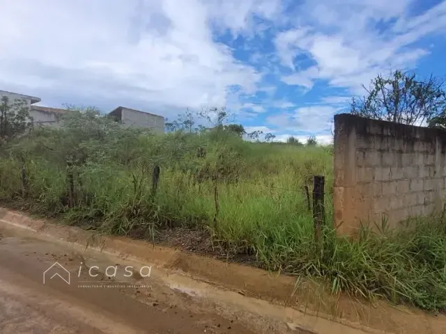 Terreno com 1000m², à venda, no bairro Chácara Ipês em Caçapava