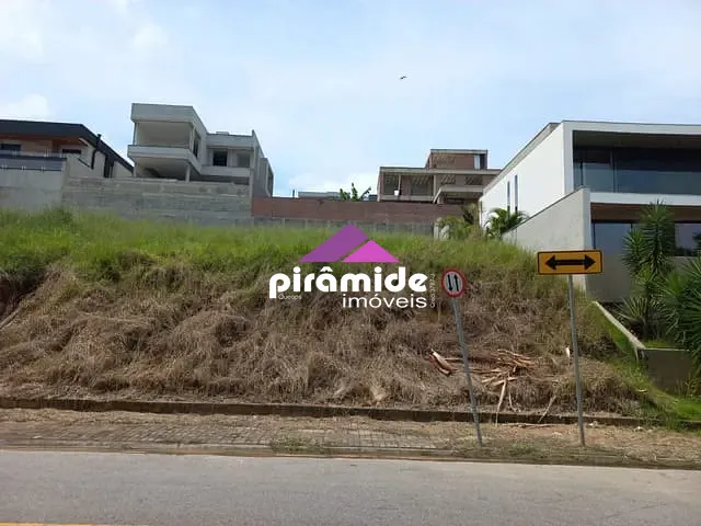 Terreno com 450m², à venda, no bairro Urbanova em São José dos Campos