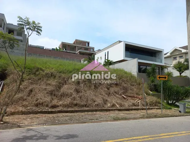 Terreno com 450m², à venda, no bairro Urbanova em São José dos Campos