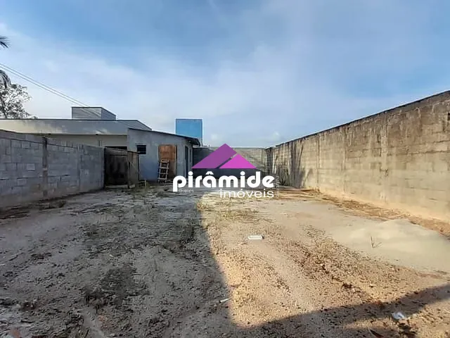 Terreno com 250m², à venda, no bairro Massaguaçu em Caraguatatuba
